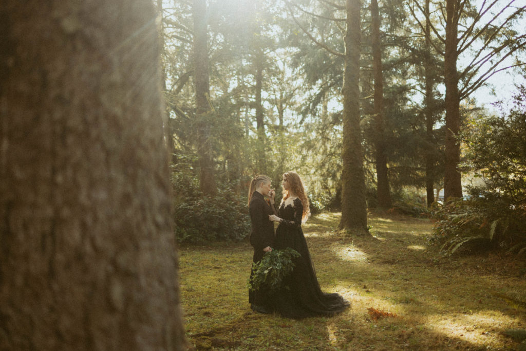 Oregon forest brides eloping 